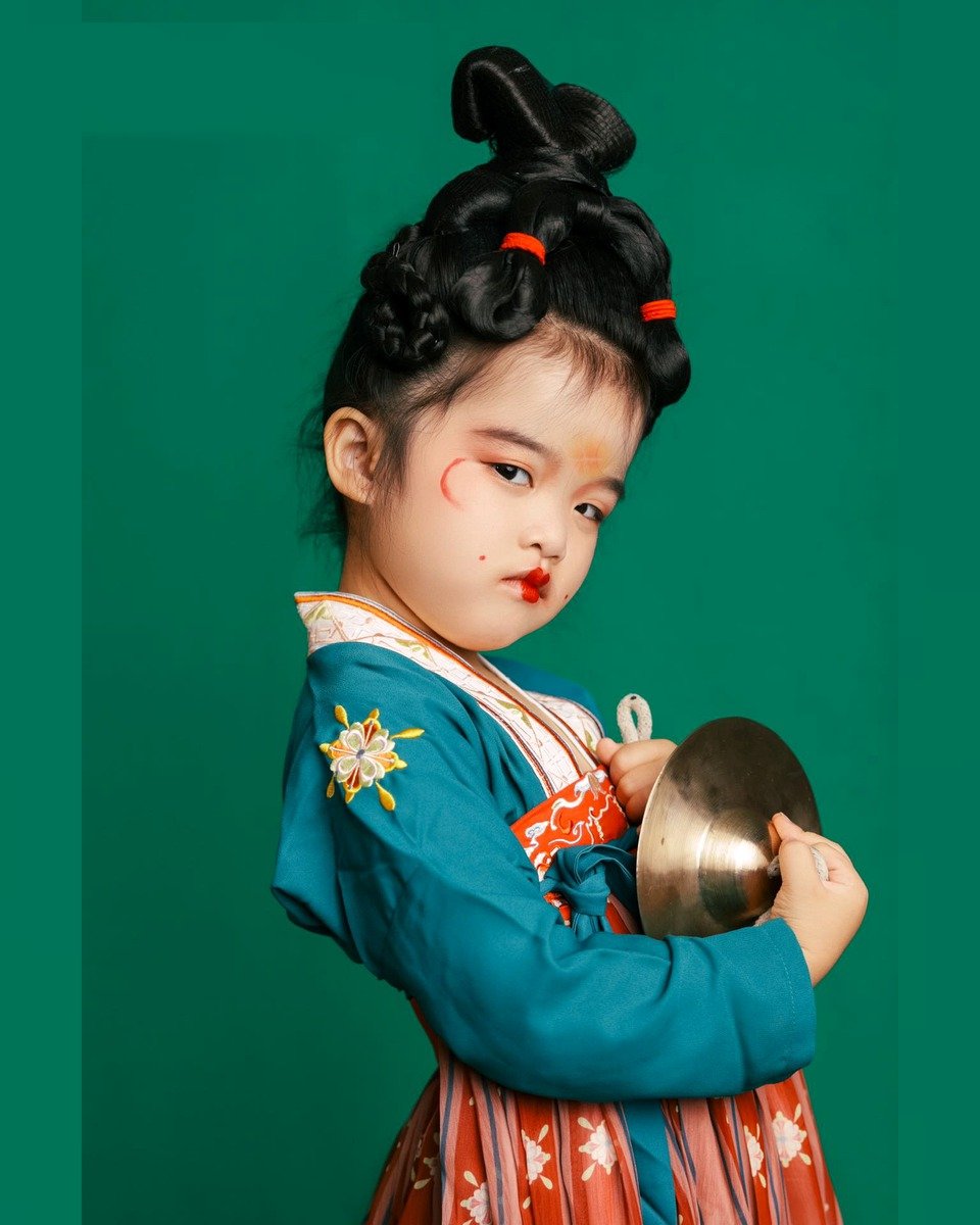 童装汉服